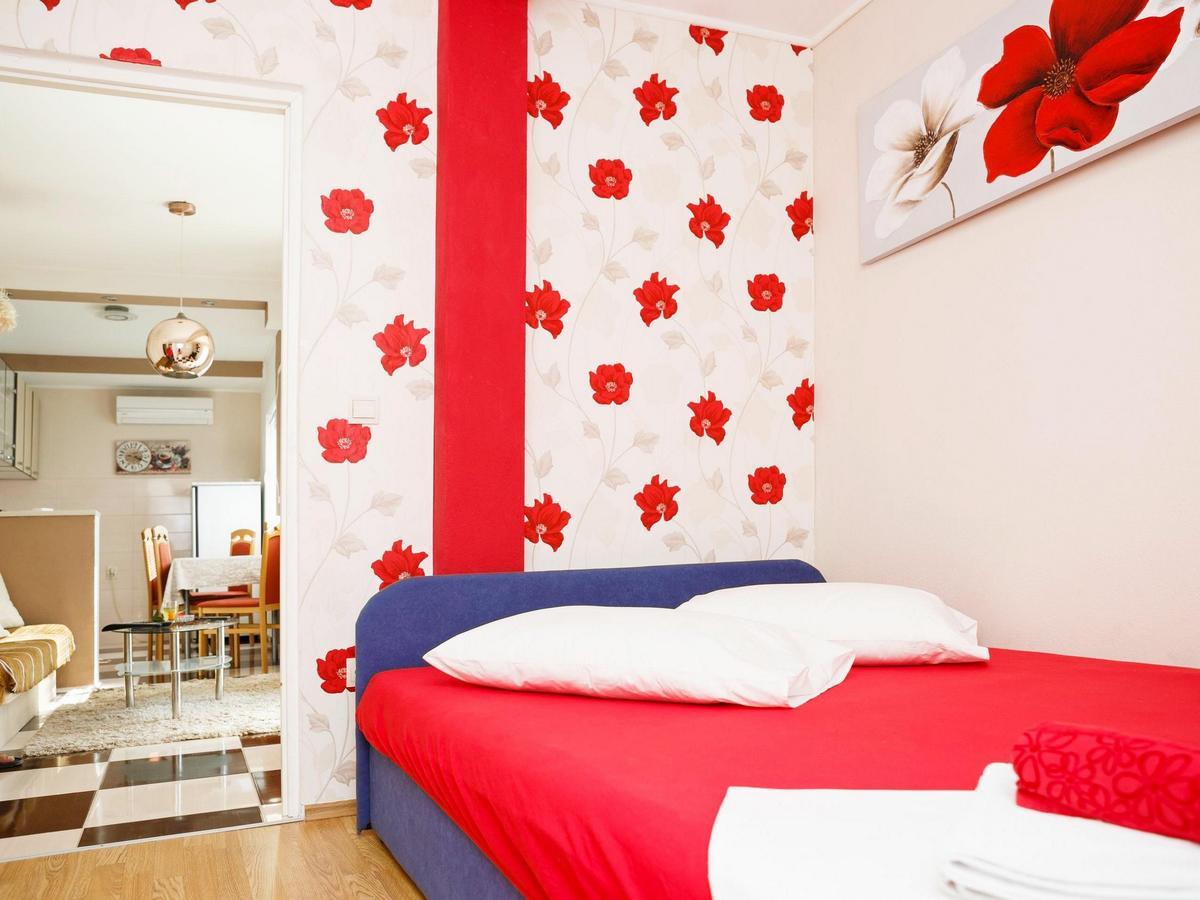 Apartments Bozenka Makarska Exterior foto